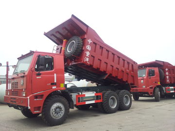 caminhões de caminhão basculante resistentes carbonosos de Sinotruck Howo do caminhão basculante 6x4 70
