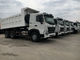 O caminhão basculante da construção de SINOTRUK HOWO A7 30-40 toneladas de RHD 10 roda dentro o branco