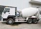 O caminhão branco do misturador 10CBM concreto, RHD 10 roda o caminhão da bomba do misturador concreto