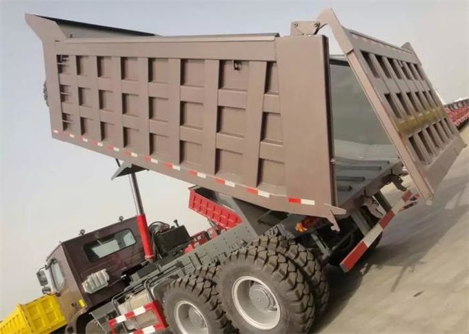 70 toneladas de corpo de aço de grande resistência da carga de Tipper Dump Truck 6X4 371HP da mineração de HOWO