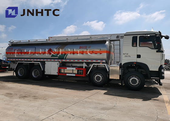 Capacidade dos caminhões de depósito de gasolina do óleo de Sinotruk HOWO 8X4 25000 litros