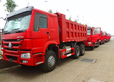 290/336HP caminhão basculante 8-20T do EURO II Sinotruk Howo 6x4 no ambiente áspero