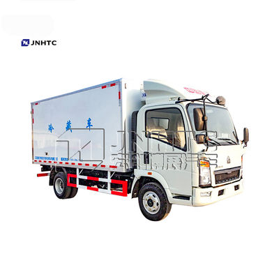 Howo 6 Wheeler Light Refrigerated Box Truck 3T 5 toneladas